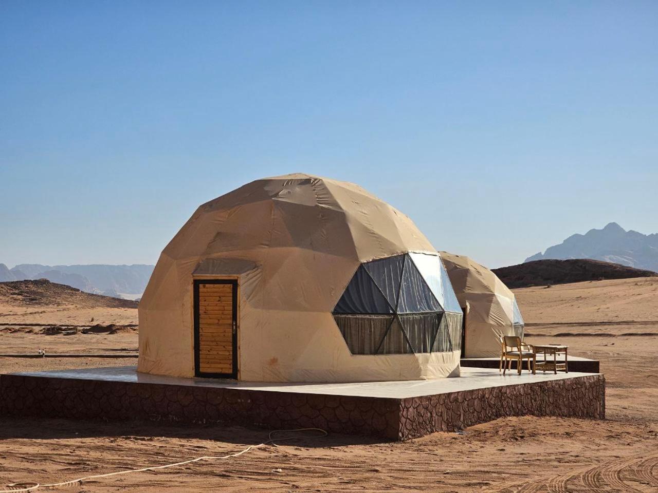 Wadi Rum Oscar Camp المظهر الخارجي الصورة