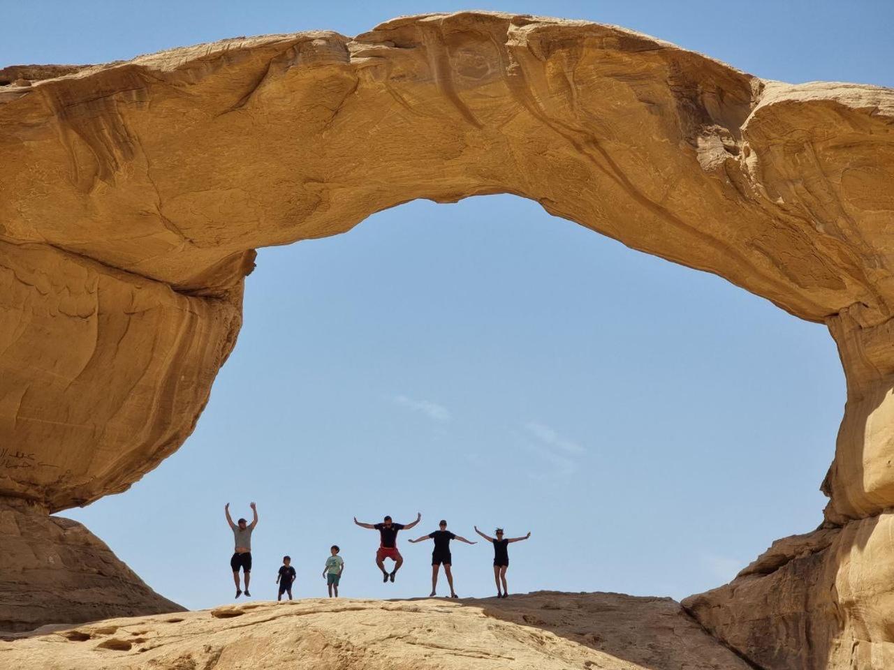 Wadi Rum Oscar Camp المظهر الخارجي الصورة
